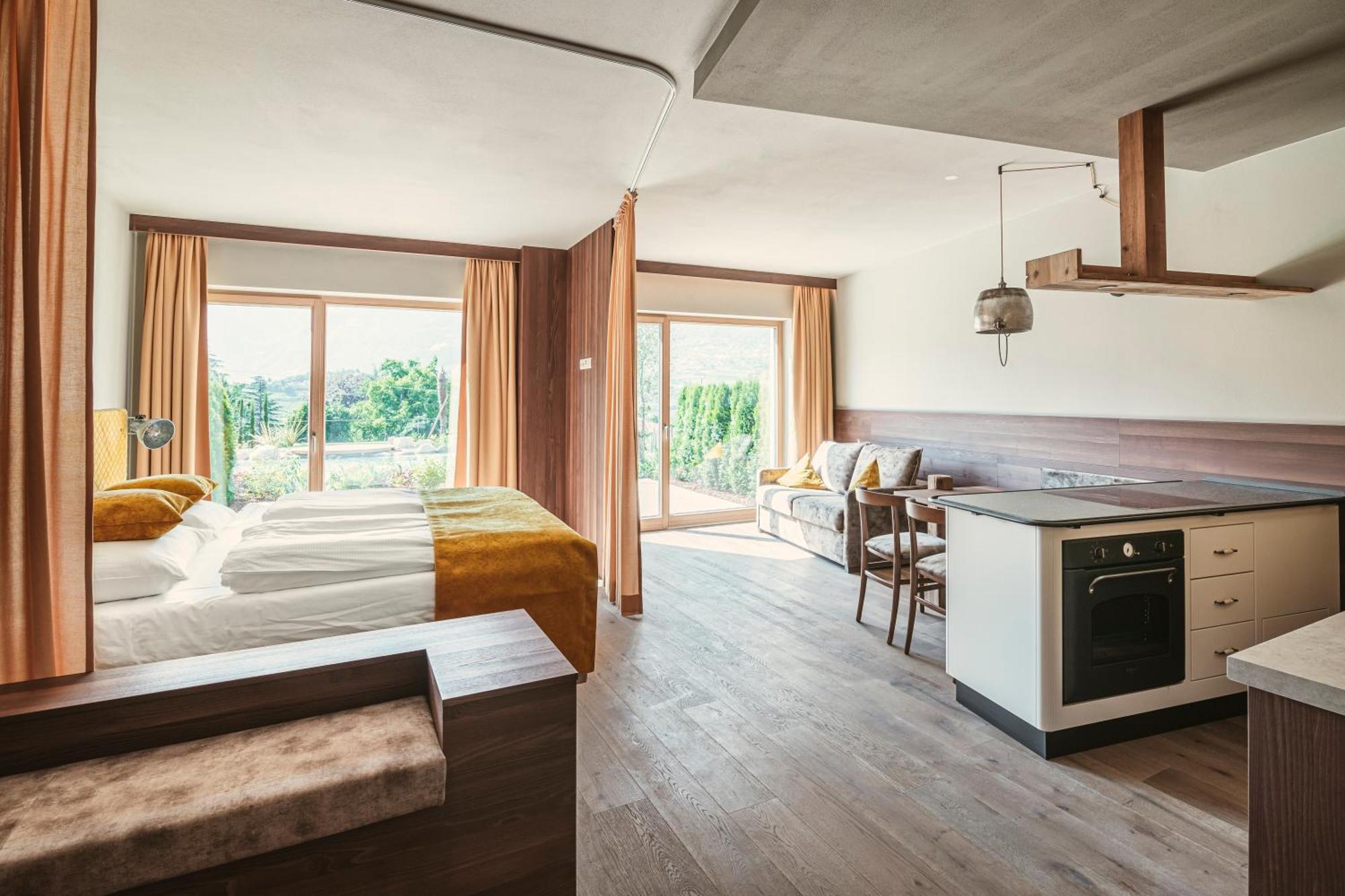 Hosler Aparthotel Мерано Екстериор снимка